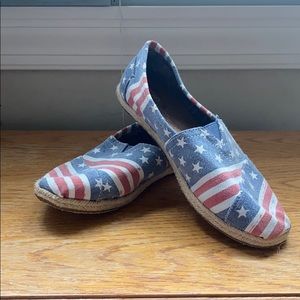 Toms USA flats